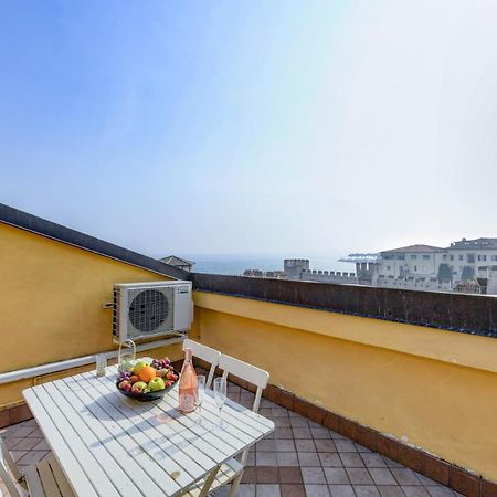 Sunset Apartment Home & Terrace Sirmione Extérieur photo