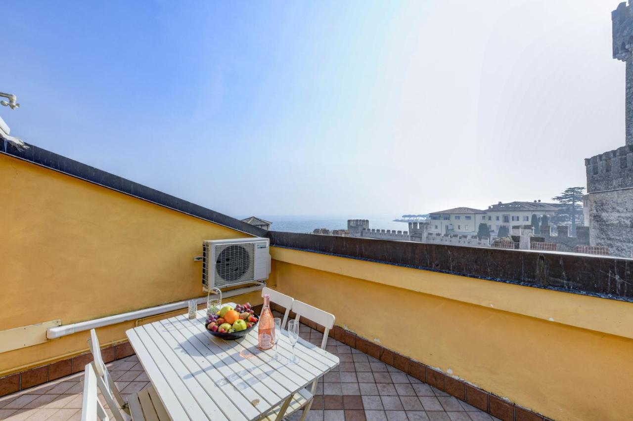 Sunset Apartment Home & Terrace Sirmione Extérieur photo